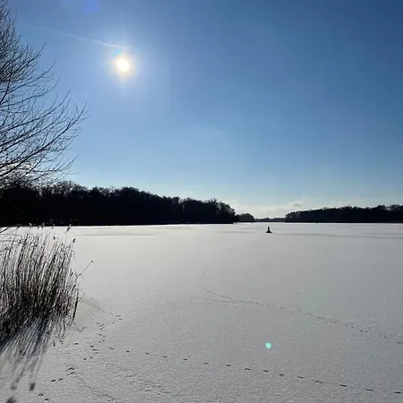Lägenhet Basalt Am Lehnitzsee Oranienburg