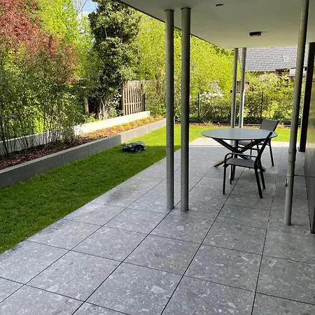 Basalt Am Lehnitzsee Apartment