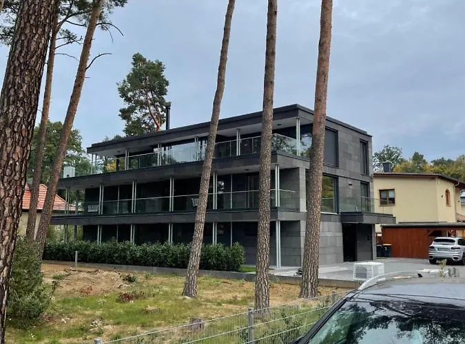 Basalt Am Lehnitzsee