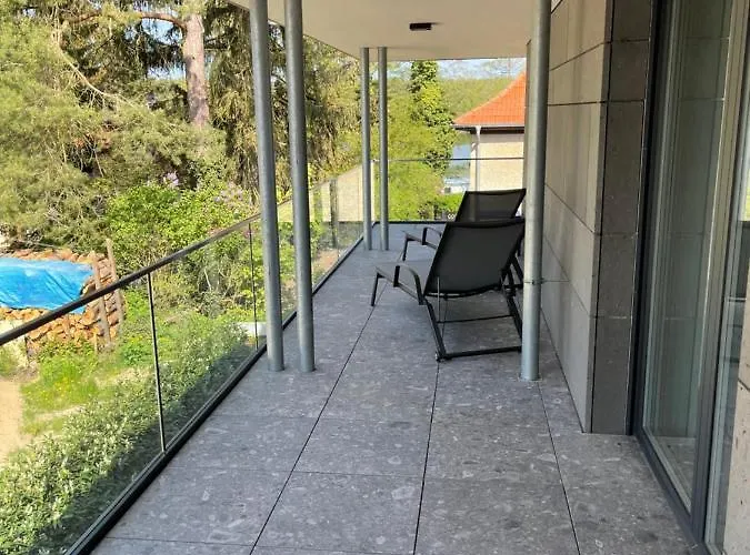 Basalt Am Lehnitzsee